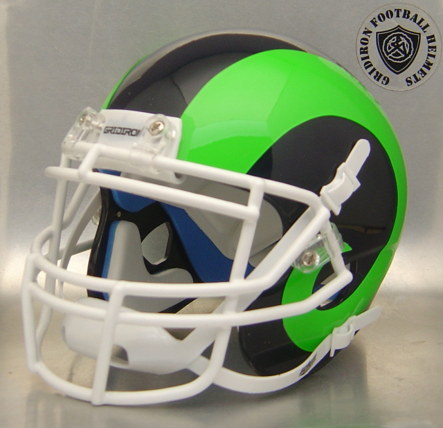 The more I look at the new helmets, the more I think this. Not sure why. Is  it because the new decal has thicker horns? Colors? IDK. : r/LosAngelesRams